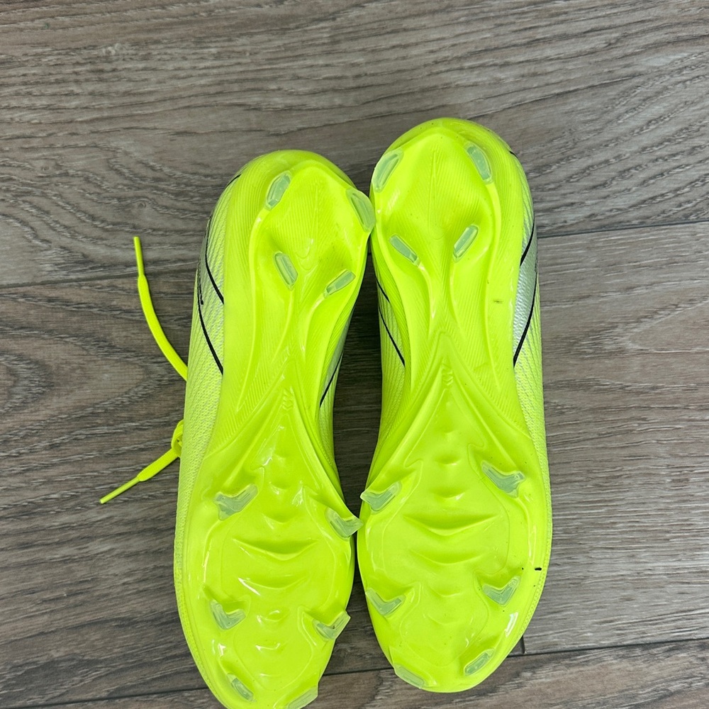 Nike Kids Neon Yellow Soccer Cleats with Black Swoosh - Picture 2 of 4